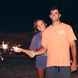 Meet your Posher, Max